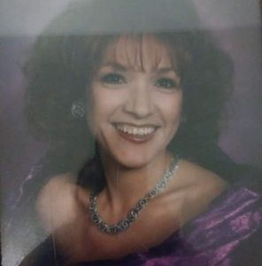 Meet your Posher, Yolanda